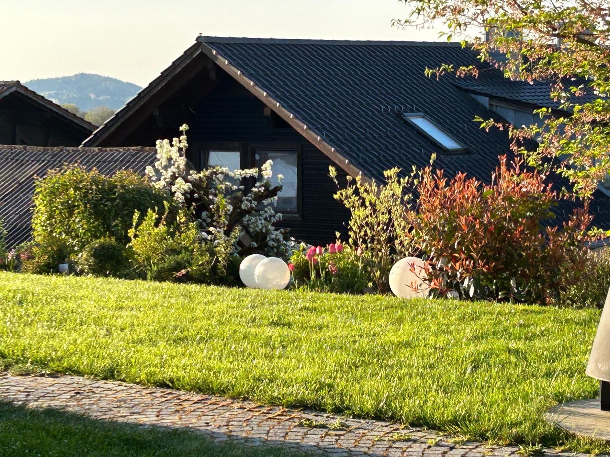 Ferienwohnungen Alpenblick Mit Garten -Panoramasauna- Kirchdorf im Wald Eksteriør billede